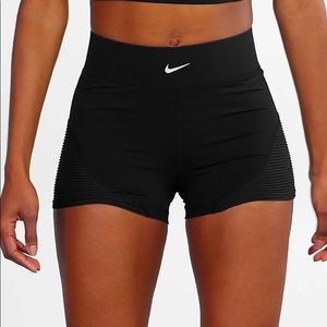 Nike | Shorts | Nike Pro Aeroadapt 